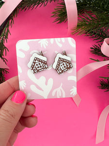 Gingerbread house studs